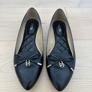Michael Kors Nancy Flat size 7.5
